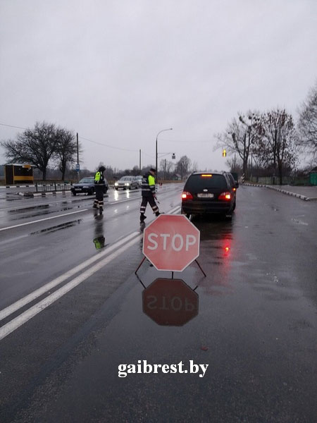 Гаи в Кобрине проводит рейд