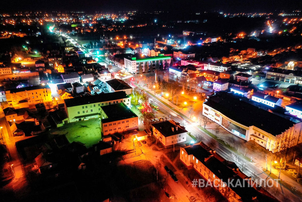 Фотографии ночного Кобрина от Васьки-пилота