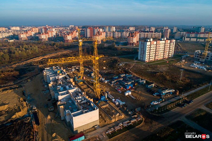 Новые дома строятся на улице К. Калиновского.