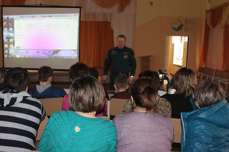 Пожарники в Дивине