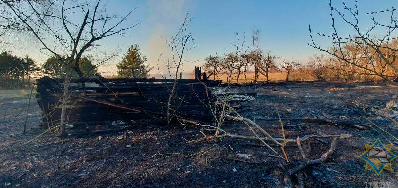 Пожар. В Кобринском районе сгорело 4 постройки