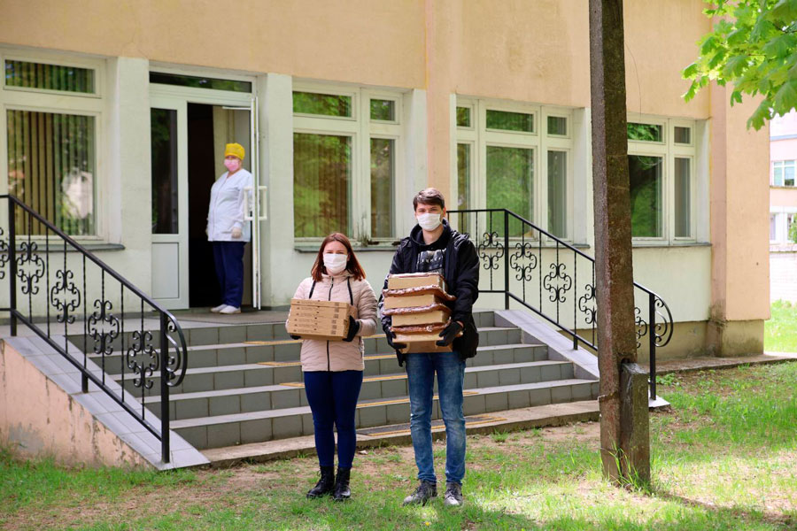 #Пиццувбольницу от ресторана Дискавери