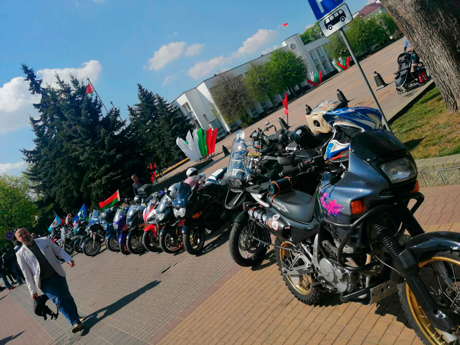 Мотоклубы в Кобрине День победы