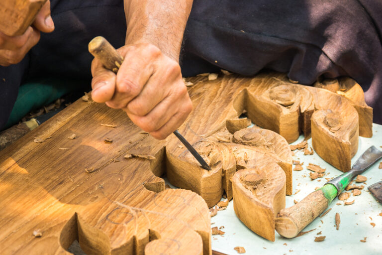 Соревнования резчиков в Дивине