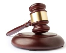 В Кобрине бесправный водитель сбил женщину с ребёнком и скрылся