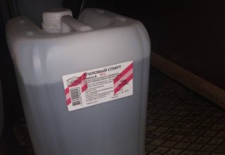 У жителя Кобрина изъяли 52 канистры со спиртом