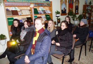В библиотеке Кобрина прошел урок  «Зямлі маёй мінулы лёс»