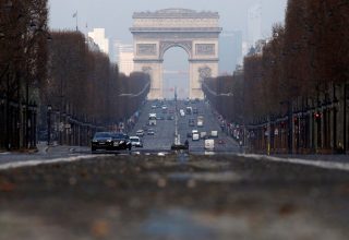 Во Франции почти 39 тысяч человек оштрафовали за нарушение карантина