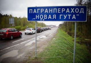 Фуры, колдобины и «учителя». Так ли опасна для водителей дорога на Одессу