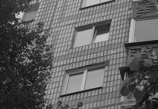 В Гродно с десятого этажа выпала 13-летняя девочка