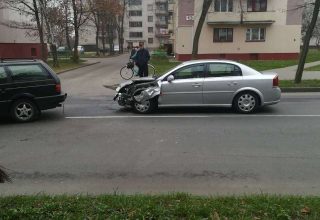 ДТП в Кобрине с участием автомобиля ГАИ в гражданском исполнении