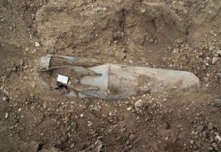 В Пружанском районе рабочие возле дома нашли авиабомбу времен ВОВ