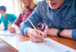 «30-50% школьников не получат аттестаты, если выпускные экзамены приравняют к ЦТ»