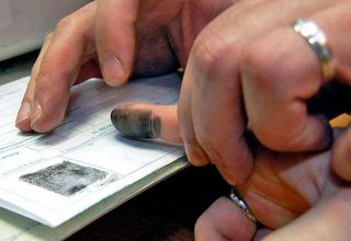 Белорусов, въезжающих в РФ более чем на месяц, хотят обязать проходить дактилоскопию