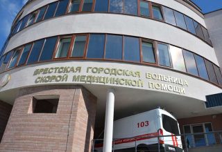 В Бресте в больнице скорой медпомощи женщине не хватило койко-места