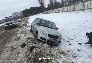 В Кобринском районе 18-летний бесправник сбил пешехода и скрылся