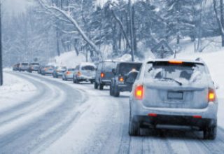 С субботы водителей будут штрафовать за летнюю резину