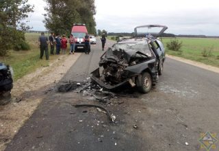 В Брестском районе столкнулись лоб в лоб Volkswagen и Opel