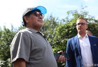 В аэропорту Бреста приземлился самолет с Диего Марадоной