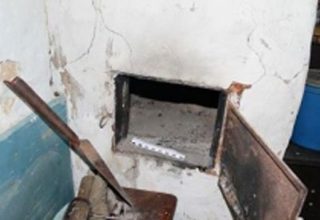 Мужчина, три ночи сжигавший в печи труп своей матери, получил… три года колонии