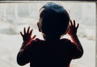 В Беларуси решили, как правильно определить: ребенок в социально опасном положении или нет