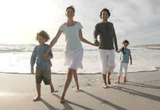 Беларусь снова опустилась в мировом рейтинге счастья