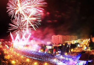 В Беларуси снова разрешили продажу бенгальских огней и хлопушек