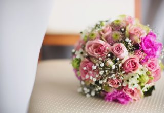 Налоговая напомнила о правилах реализации цветов к 8 марта