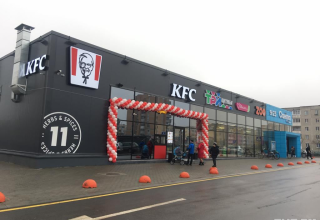 В Кобрине начал принимать посетителей KFC
