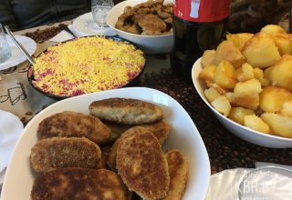 Ученые предположили риски заразиться коронавирусом за праздничным столом