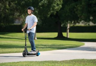 Как не попасть в дорожную аварию на самокате