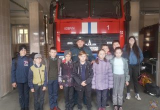 Школьники побывали в гостях у кобринских спасателей