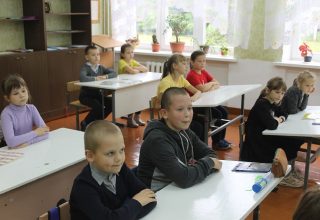 В новый учебный год в Кобрине вместе со спасателями