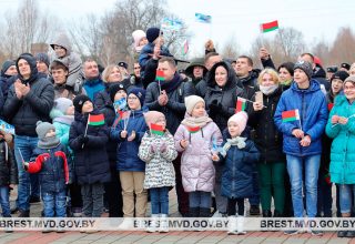 IХ любительский турнир по хоккею с шайбой и семейно-спортивный праздник в Кобрине