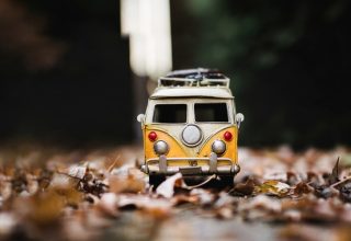 Как изменить стиль вождения, чтобы избежать ДТП в конце осени