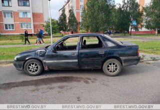 Украденный авто со следами ДТП был остановлен вблизи Кобрина