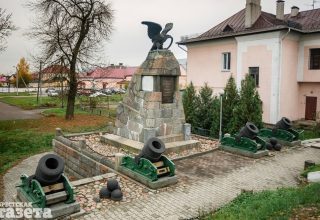Миниатюрное орудие на фото обнаружилось в Кобрине