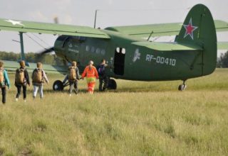 14-15 июля можно полетать над Кобрином и прыгнуть с парашютом