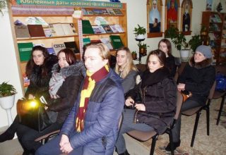 В библиотеке Кобрина прошел урок  «Зямлі маёй мінулы лёс»