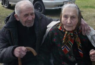 Два сэрцы пад адным дахам. Як жывуць сем’і ў шлюбе 50, 45, 35 гадоў