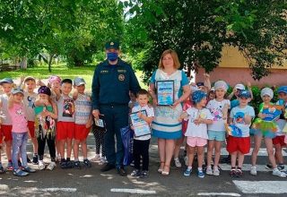 «Каникулы без дыма и огня» в Кобрине набирают обороты