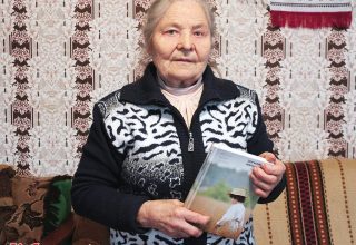 Почти 60 лет отдаёт Мария Кирилюк из д. Октябрь тепло своей души