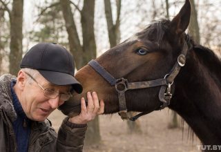 Я живу в Песках. Как черкесский табунщик стал белорусским фермером