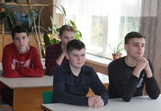 О безопасности с учащимися в Леликовской СШ