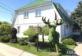 Кобринский опытный лесхоз —  лучший в области
