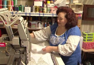 В вышиванках из Кобрина ходят Макей, Мирончик и другие известные белорусы