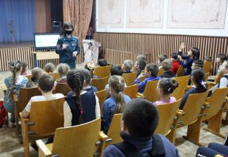 Урок безопасности в школе д. Октябрь