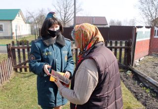 Рейд по предупреждению палов сухой травы в Кобринском районе