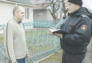 Сотрудник Кобринского РОВД Андрей Шугай признан лучшим участковым Брестчины