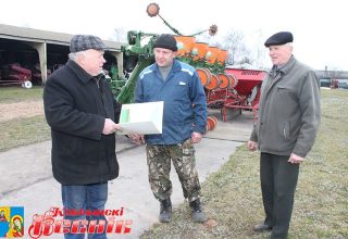 Тэхніка – на “зімовых кватэрах” у ААТ “Стрыгава”